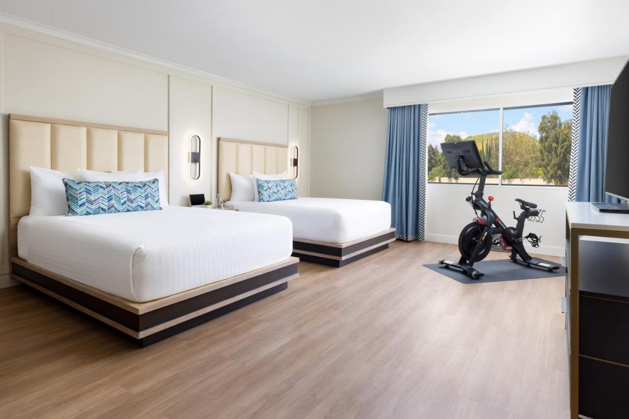 ดิแอนซา - อะ คาลาบาซัส โฮเทล Hotel ภายนอก รูปภาพ